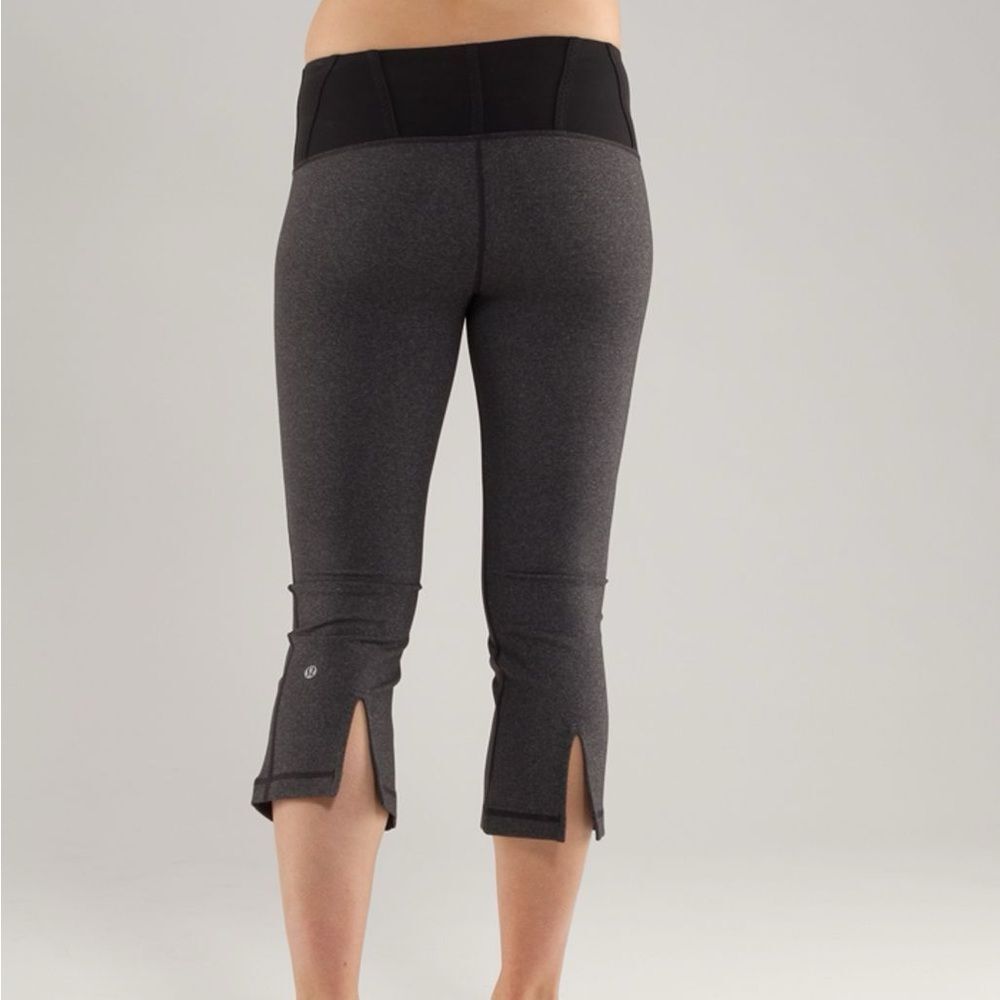Lululemon Heathered Black Tadasana Back Slit Crop Leggings | Size: 6